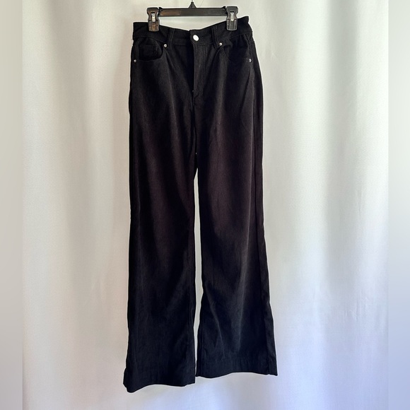 SHEIN EZwear High Waist Ribbed Slant Pocket
Cord Black Pants - Picture 4 of 8